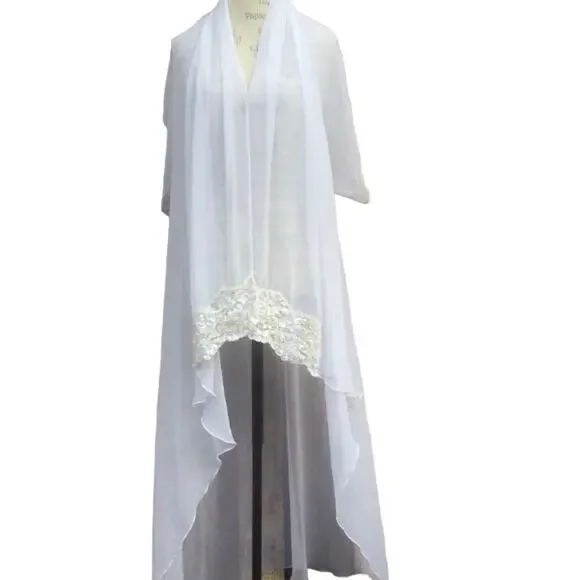 Vintage Blanche sheer white peignoir with lace and sequins - Picture 1 of 6